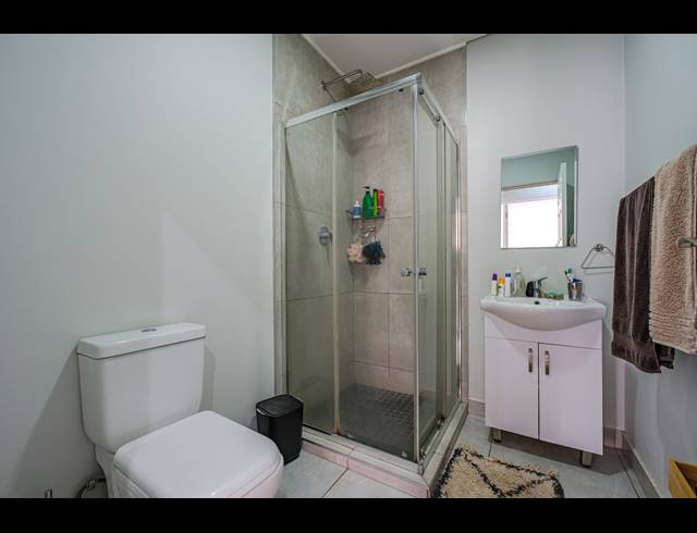 4 BEDROOM DUPLEX FOR SALE IN RED HILL